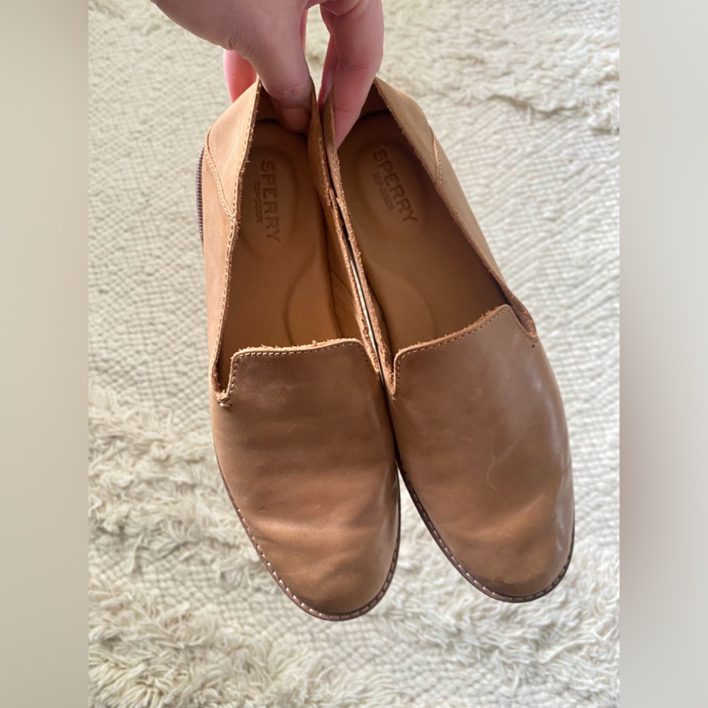 Sperry leather top sliders like new!